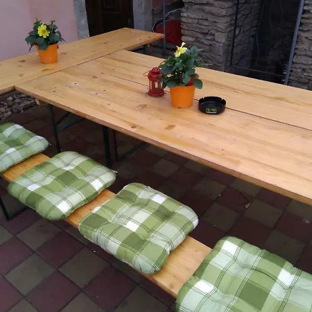 Time - V Soukromi בית הארחה