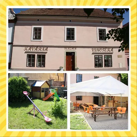 בית הארחה Time - V Soukromi 3*