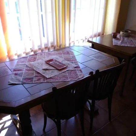 Time - V Soukromi בית הארחה